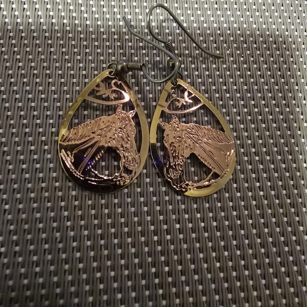 😎Elegant Gold And Rose Gold Horse Earrings